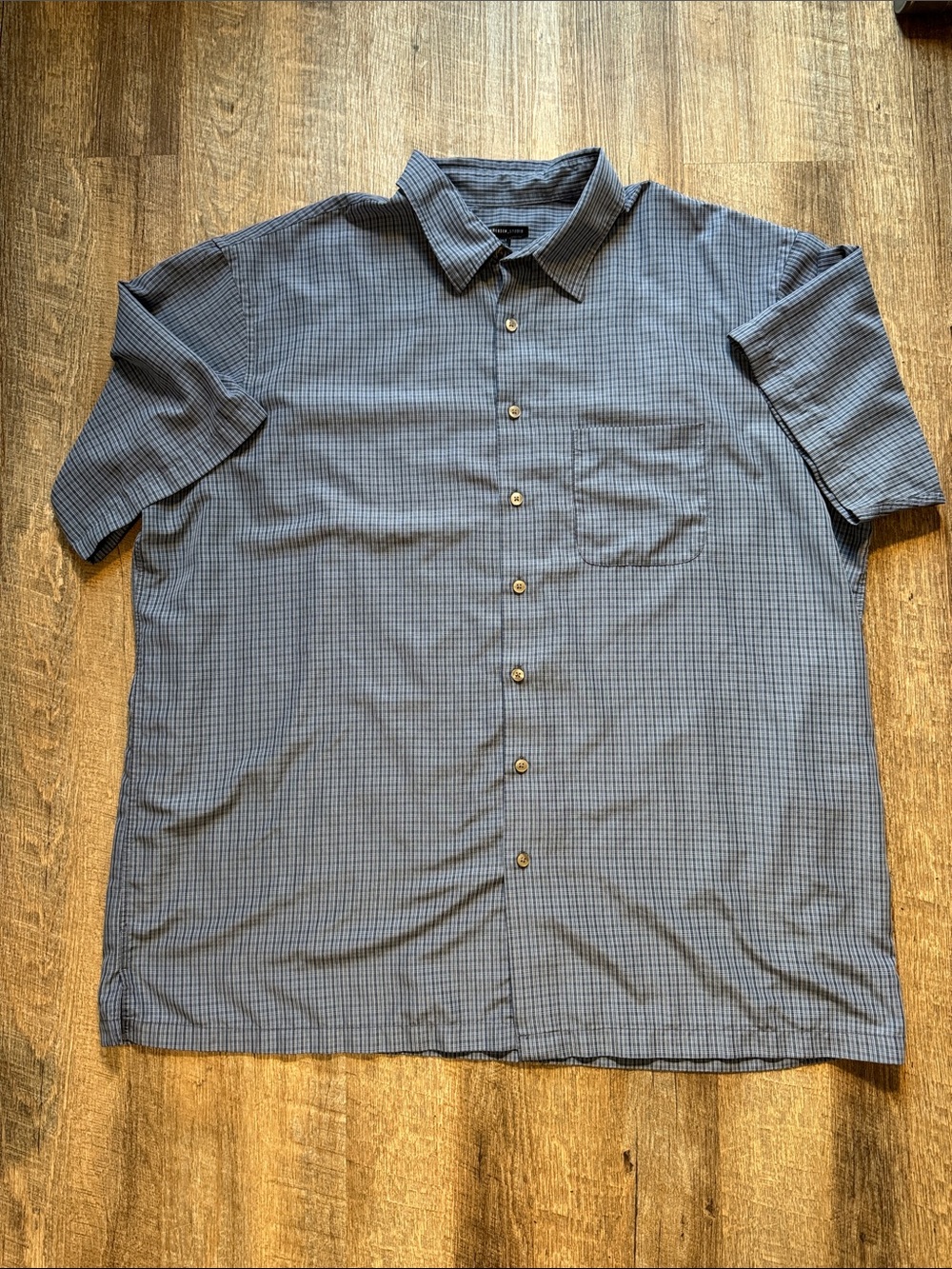 Van Heusen Blue Short-Sleeve Button-Down Shirt
